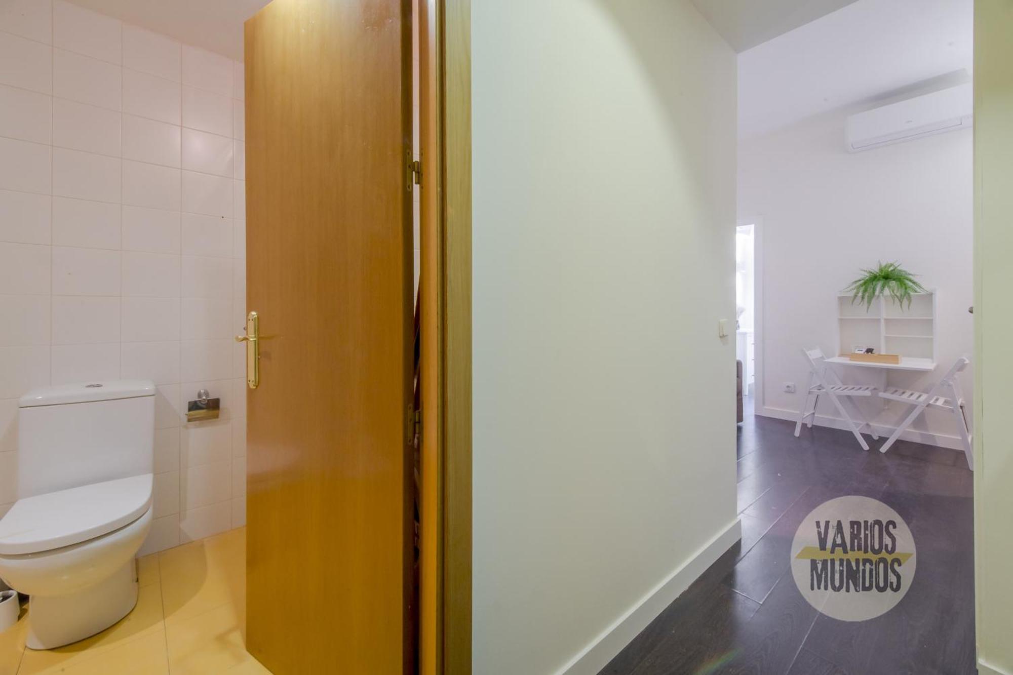 Confortable Apt Para 3 Pax A 1 Min De Gran Via Madrid Ngoại thất bức ảnh