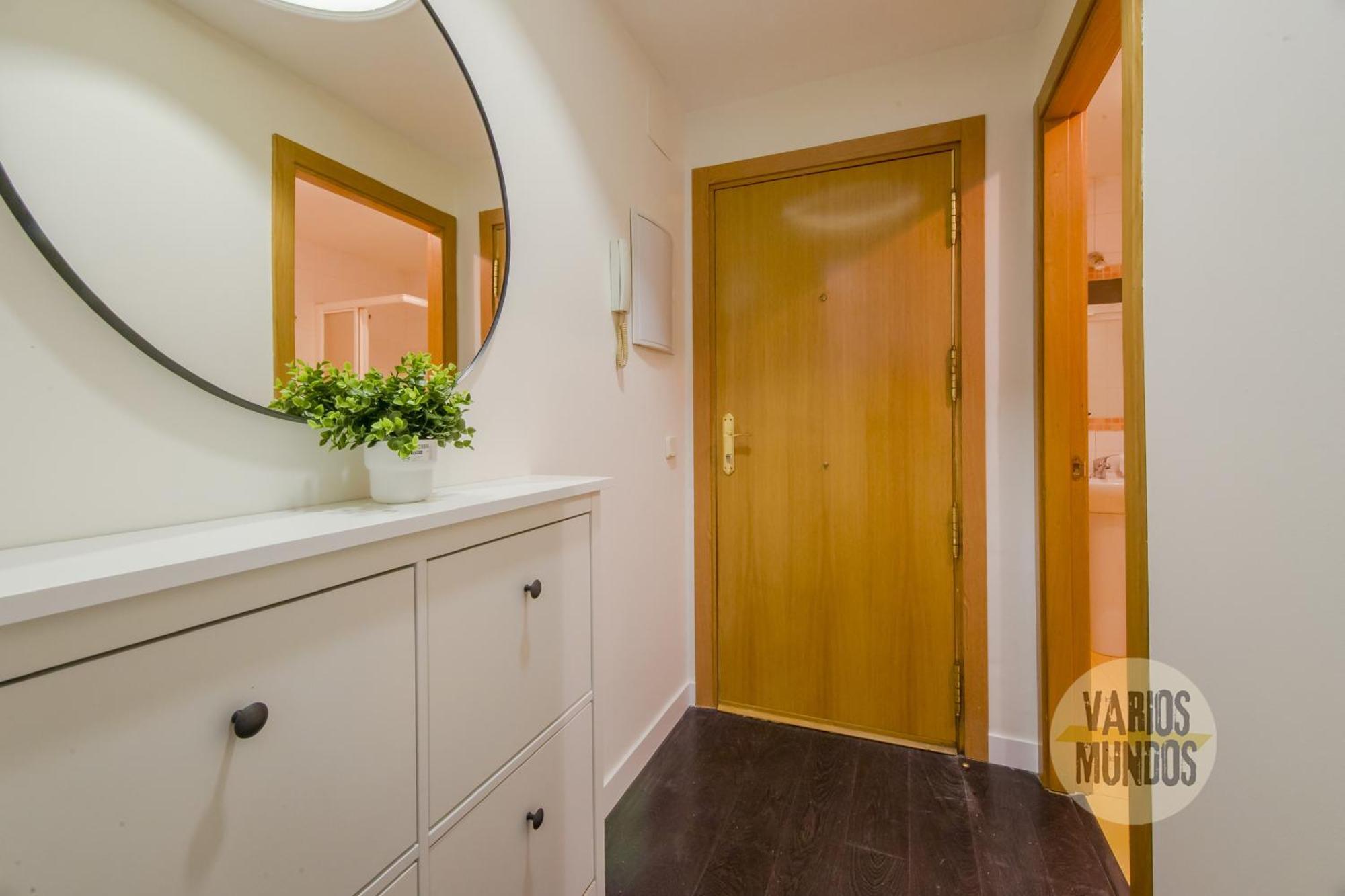 Confortable Apt Para 3 Pax A 1 Min De Gran Via Madrid Ngoại thất bức ảnh