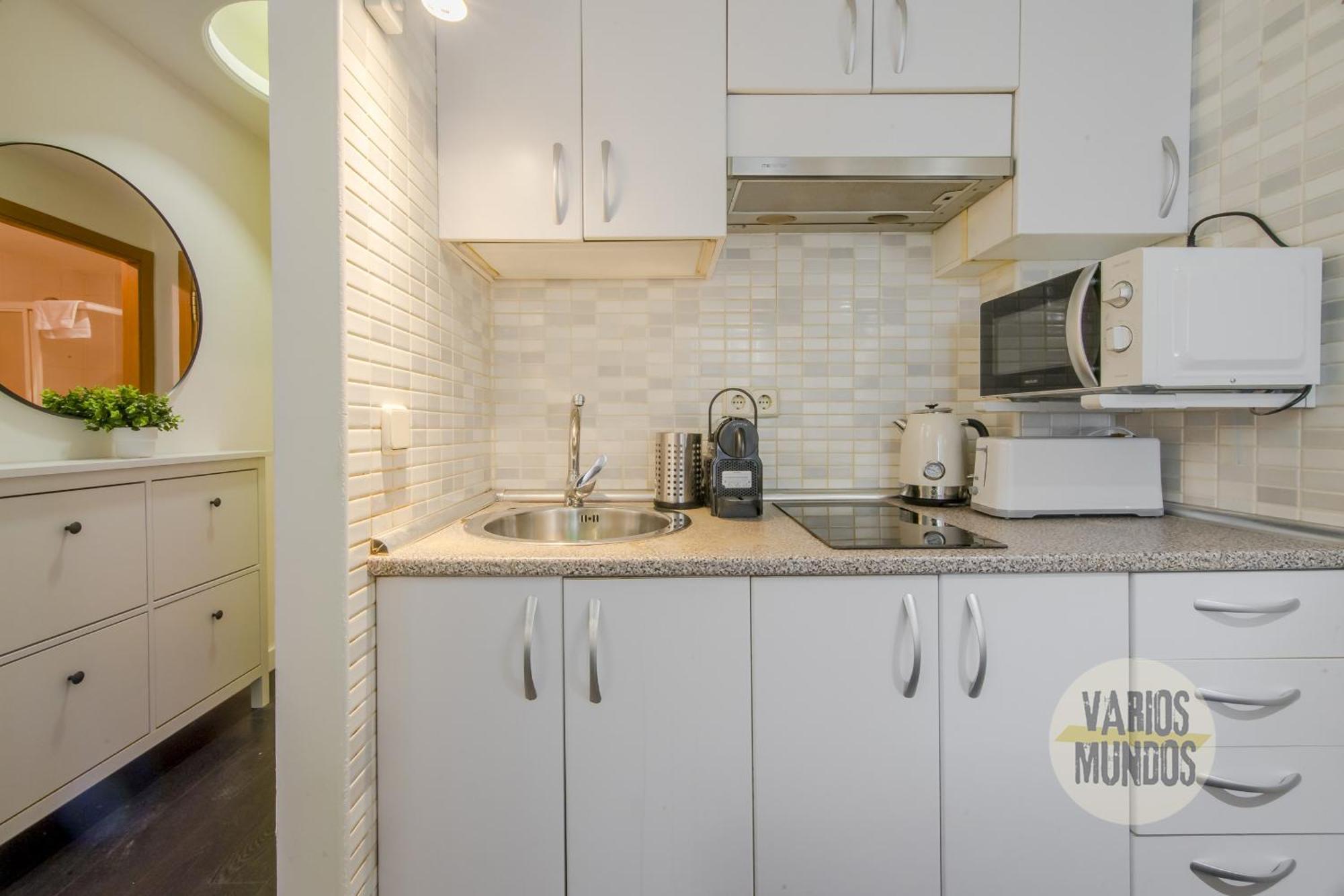 Confortable Apt Para 3 Pax A 1 Min De Gran Via Madrid Ngoại thất bức ảnh