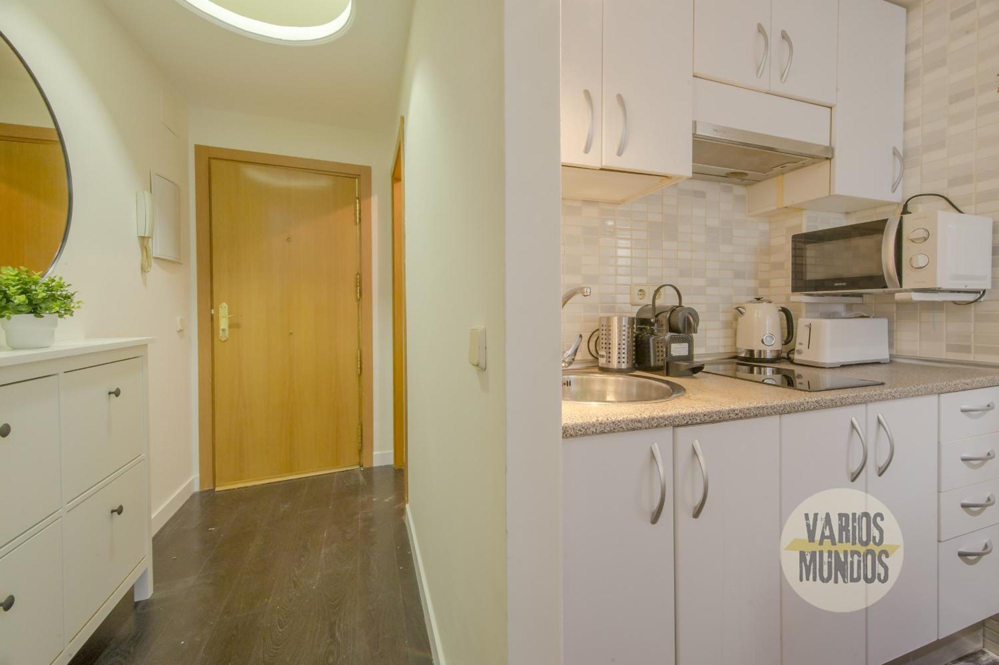 Confortable Apt Para 3 Pax A 1 Min De Gran Via Madrid Ngoại thất bức ảnh