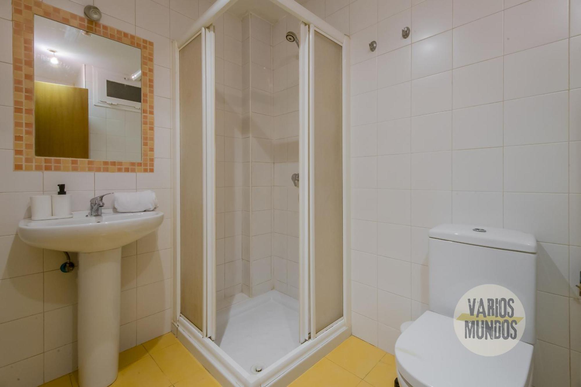 Confortable Apt Para 3 Pax A 1 Min De Gran Via Madrid Ngoại thất bức ảnh